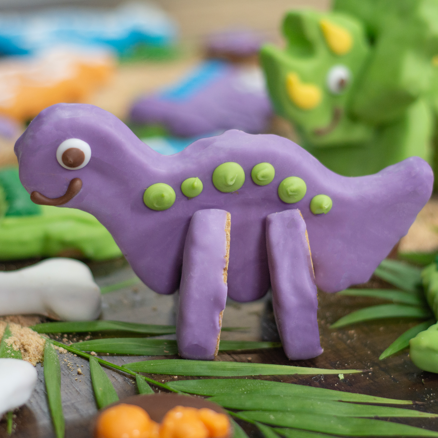 Prepackaged Build Your Own Brontosaurus| Dinosaurs