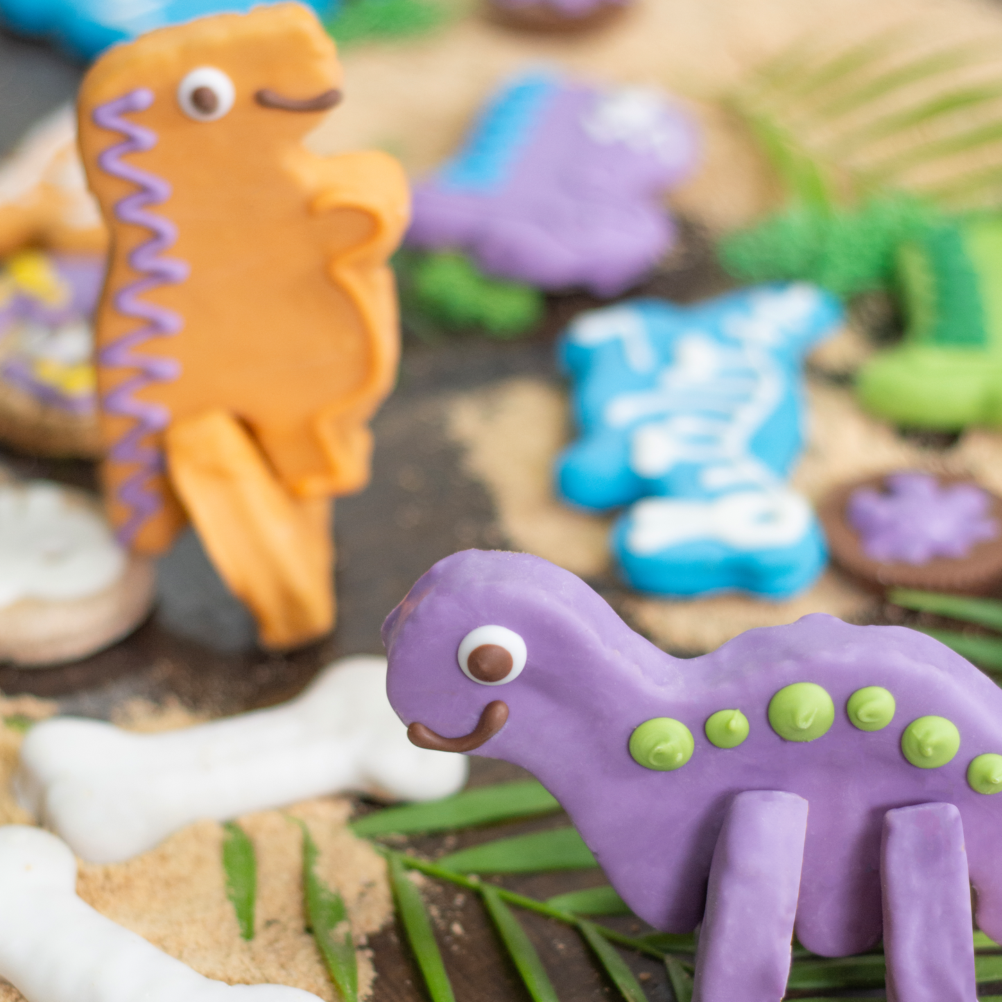 Prepackaged Build Your Own Brontosaurus| Dinosaurs
