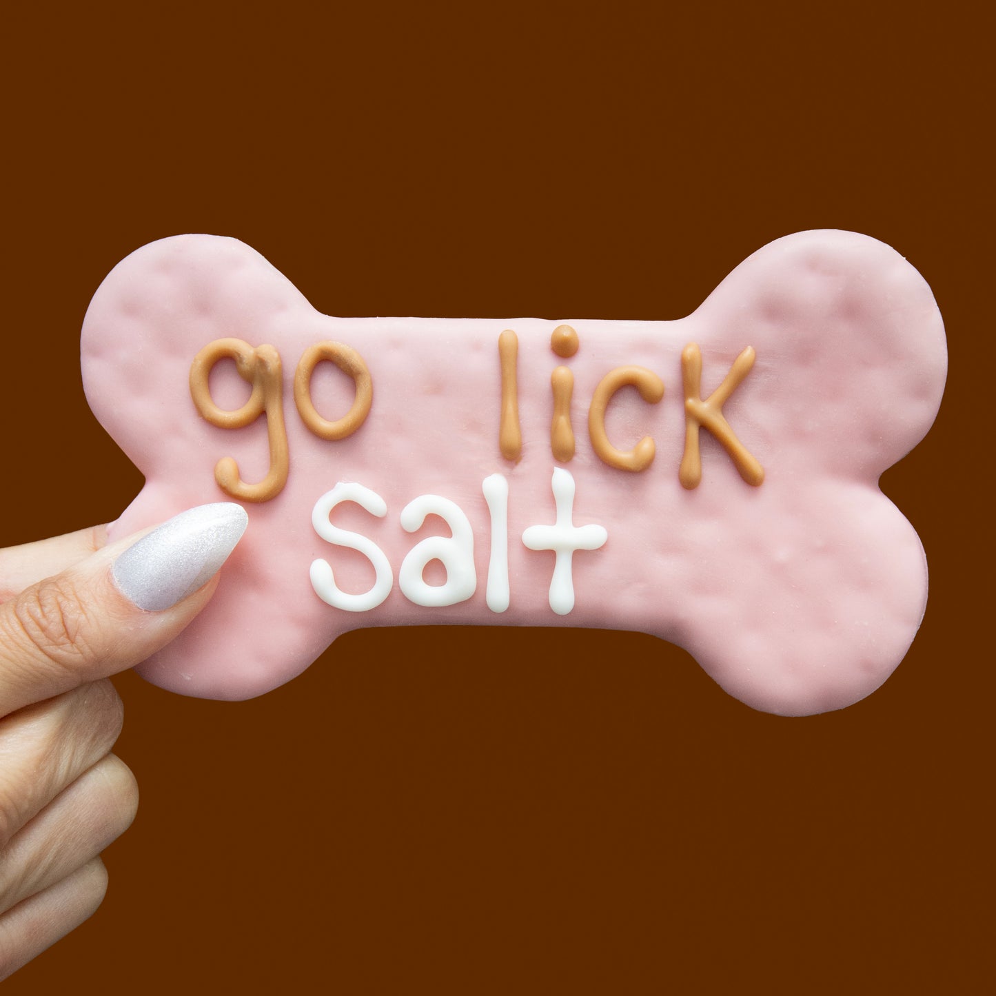 Go Lick Salt 6" Bone | Farm Fresh