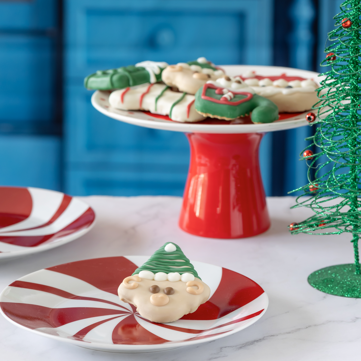 Bosco & Roxy's | Christmas 2026 | Festive Gremlin | 30/case