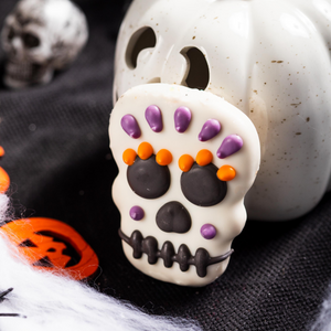 Sorta Sweet, Sorta Spooky Skulls | Halloween